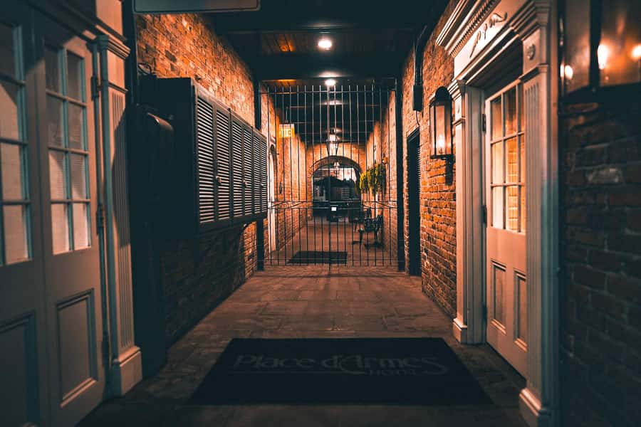 New Orleans: True Crime Pub Crawl - The JFK assassination connection