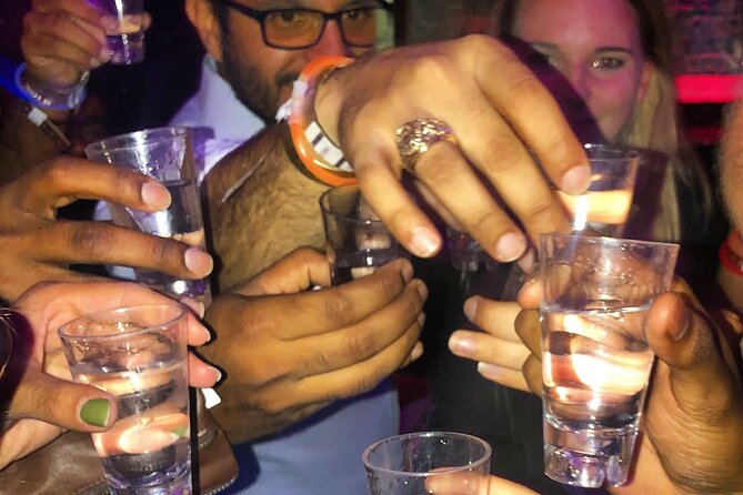 NYC Nightlife Crawl: Bars, Clubs & VIP Entry - Music, games, and meeting people