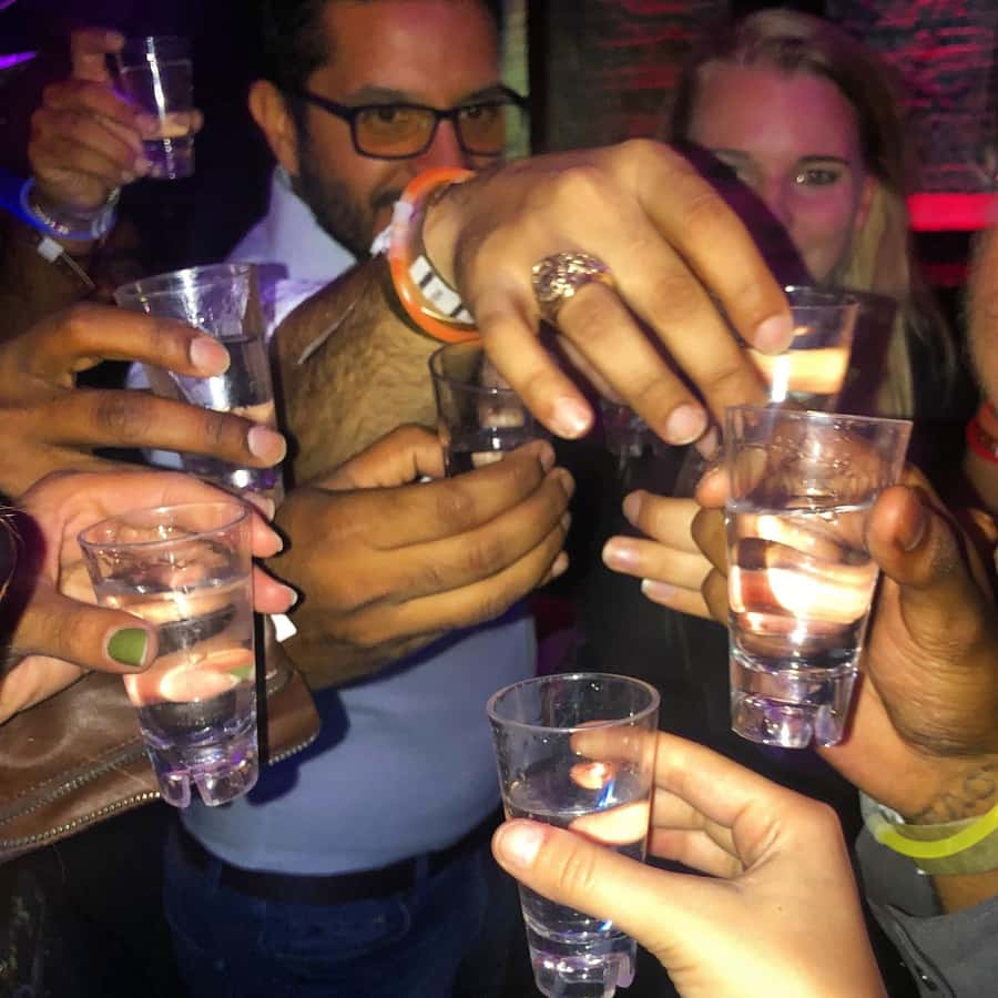 NYC Pub Crawl and Rooftop Clubbing Experience - My Verdict on the $28 Rooftop Night