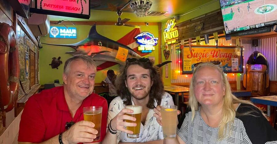 Oahu: Sips & Secrets of Hawaii Pub Crawl - Should you book Sips & Secrets of Hawaii?