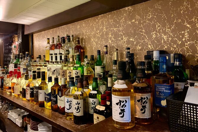 Osaka Nights: Ultimate Pub Bar Crawl with an Expert Local Guide - Shinsaibashi-suji and the First Taste of Osaka Nightlife