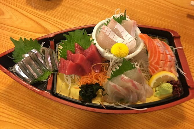 Osaka: Private Food Tour & Bar Hopping in Namba - Why Namba is a good place for a food tour