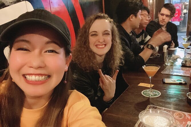 Osaka: Private Food Tour & Bar Hopping in Namba - Hozenji Temple and the Mizukake Fudo-o statue