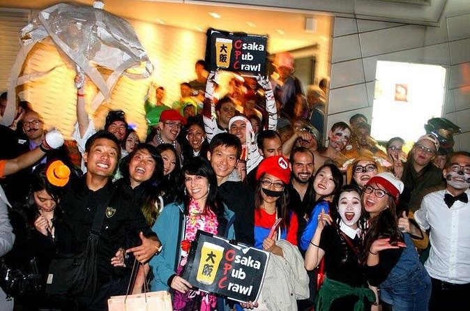 Osaka Pub Crawl and Nightlife Tour - The second and third bars: changing the mood