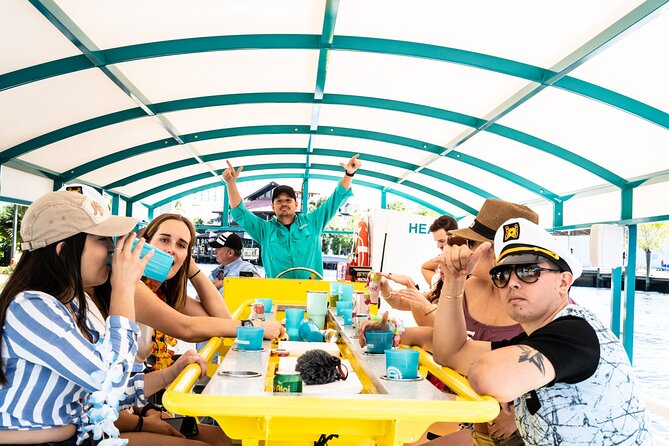 Paddle Pub Daytona Beach - What kind of boat outing is this?