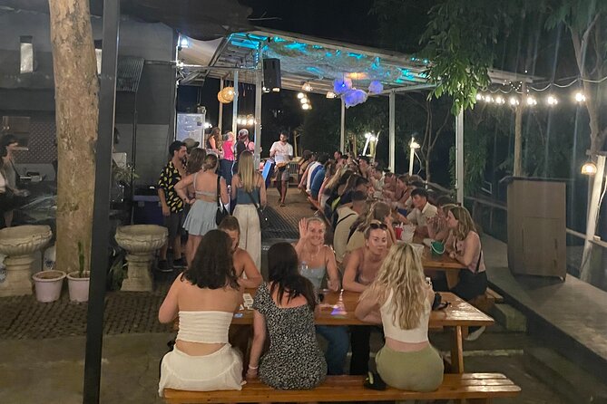 Pai Pub Crawl - Is the group size a benefit or a problem?