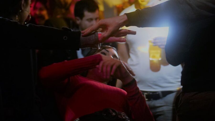 Paris: Latin Quarter Guided Pub Crawl to Bars and Clubs - Rue de la Huchette and the Latin Quarter setting