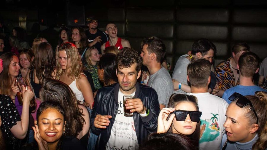 Paris: Pub Crawl with Shots and Nightclub Entry - Three or four bars, each with a different feel