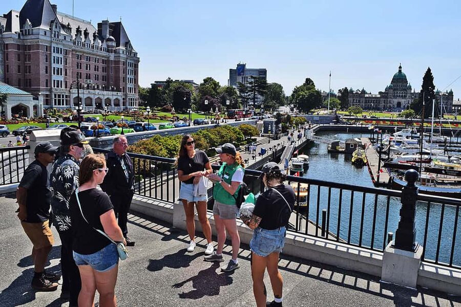 Pickle Pub Crawl: Ferry Rides and Appetizers - Who will enjoy this Victoria night out?