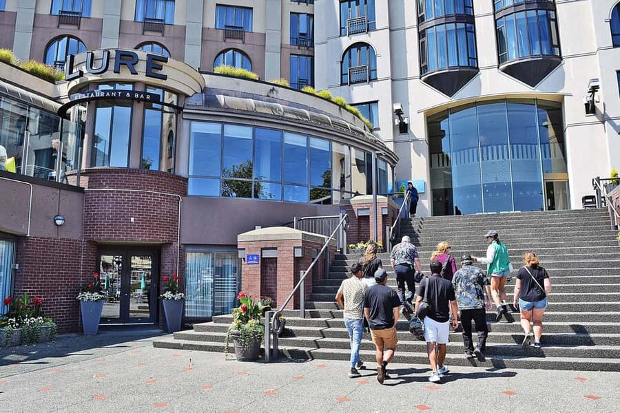 Pickle Pub Crawl: Ferry Rides and Appetizers - What the $52 price really buys you