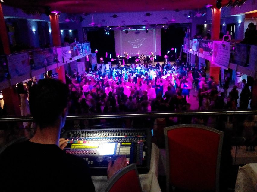 Pilsen: Pub and Club Crawl - Six stops, six different reasons to keep going