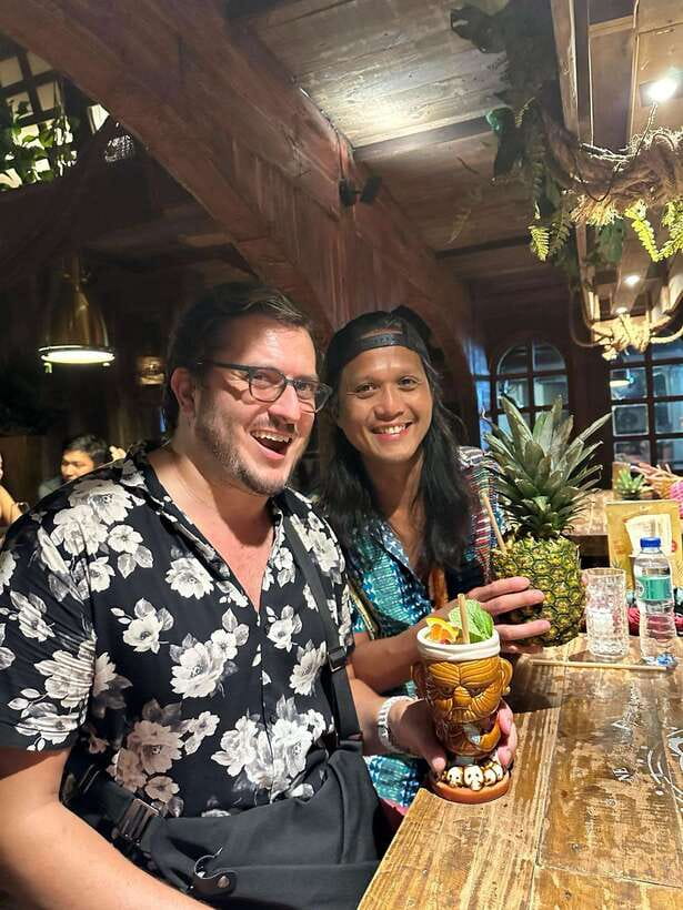 Poblacion Makati Bar Hopping Experience - Who will enjoy this Makati night