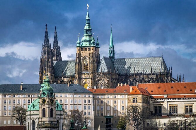Prague Castle and Pubs Tour with Drinks Included - Five things to know before you book