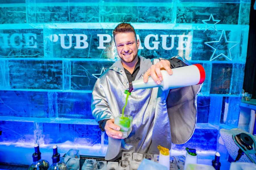 Prague: Entry ticket to Ice Pub Prague with Nightclub Option - What the Ice Pub is really like inside