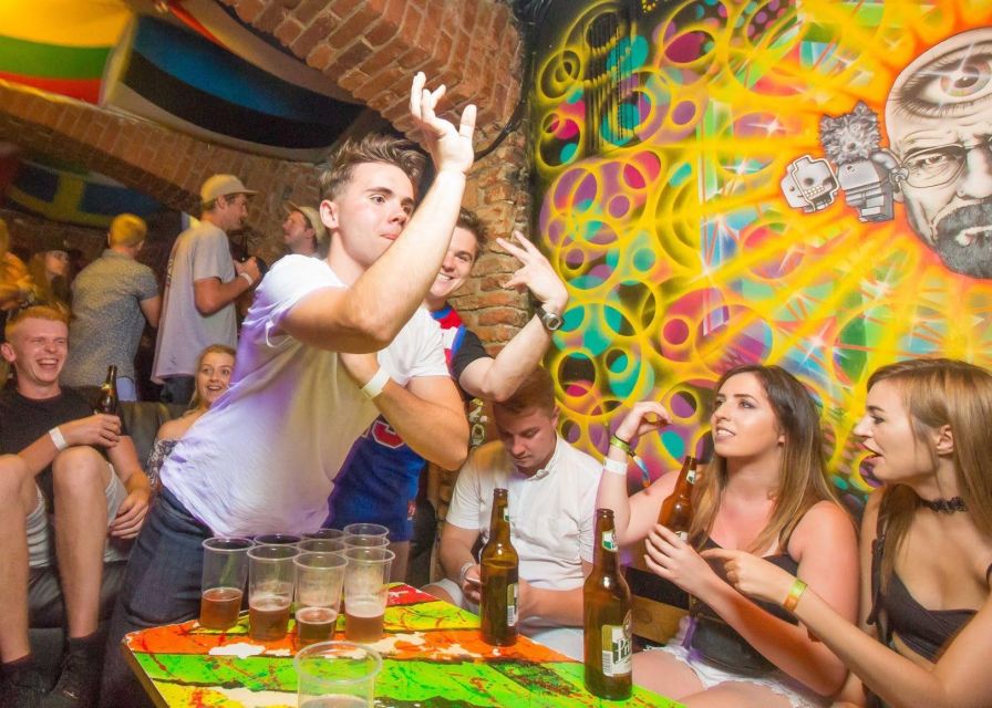 Prague: Pub Crawl with Unlimited Drinks, Bars & Club Entry - Starting at Drunken Monkey in Old Town