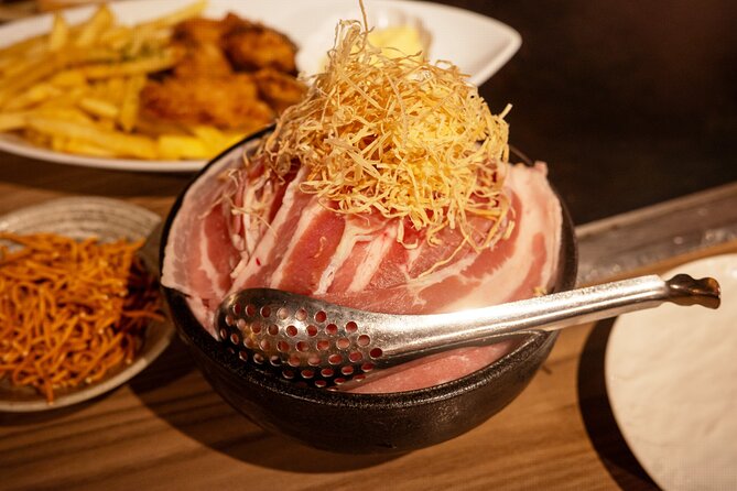 Private Bar Hopping Tour in Shinjuku Golden Gai - What The Private Format Changes