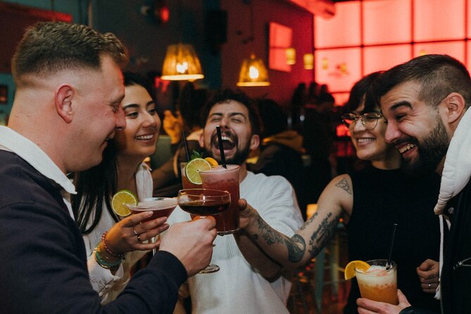 Private Barcelona Nightlife & Hidden History Tour with Drinks - Through the Gothic Quarter to a surprise cocktail