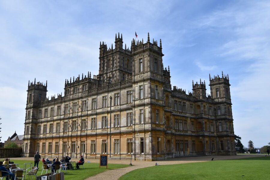 Private Downton Abbey Day Tour, including Pub Lunch - Is $715 per person good value?