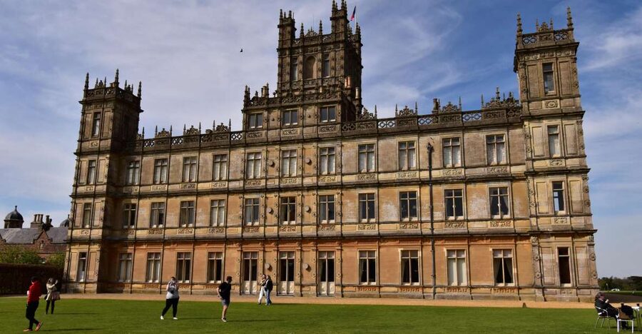 Private Downton Abbey Day Tour, including Pub Lunch - Who should book this Downton Abbey day?