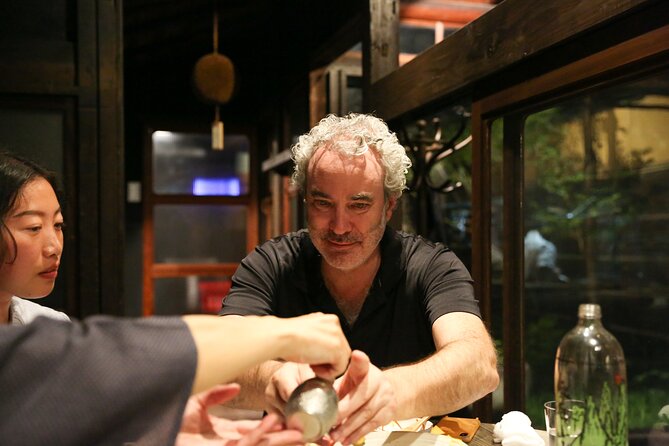 Private Food & Sake Tour in Central Kyoto with Sake Sommelier - Why this Kyoto evening feels different