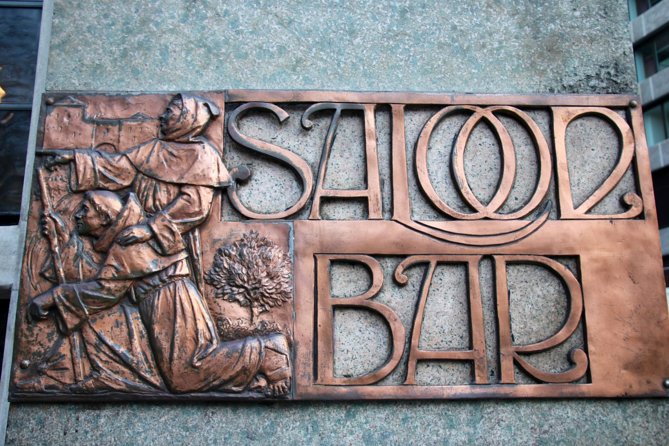 Private Group: Historical Pub Walking Tour of London - The Old Bank of England and Princess Louise