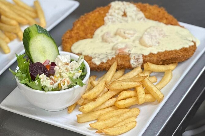 Private Helicopter Outback Pub Tour with Lunch - Why this helicopter pub tour works