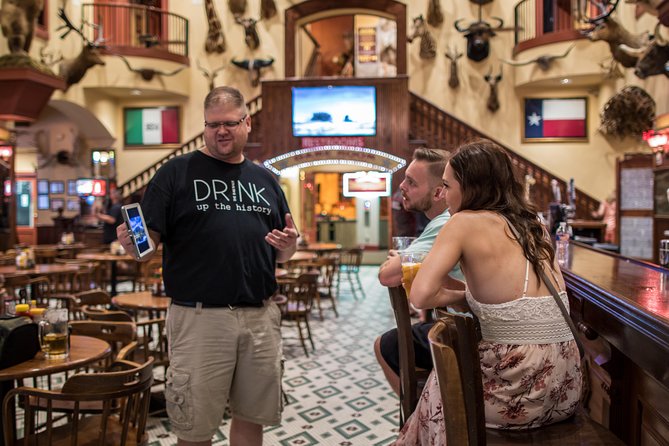 Private History Pub Tour through the Menger & Buckhorn Saloon - A short but useful stop at Alamo Plaza