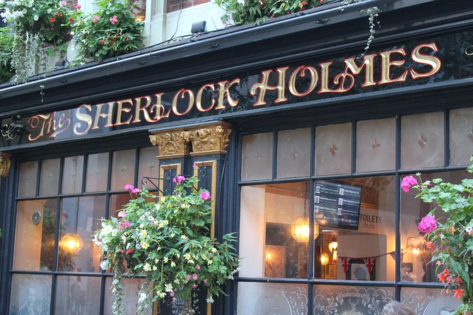Private Pub Tour of Central London - Sherlock Holmes, Doyle, and a detective who never lived