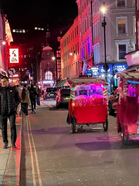 Private Secret Gay Bar Hopping Tour in Soho - First Stop: Getting Comfortable in Soho’s Pub Scene