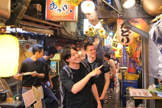 [Private]Shinjuku Golden Gai Bar Hopping w/ Japanese Local Guide - Who should book this evening?