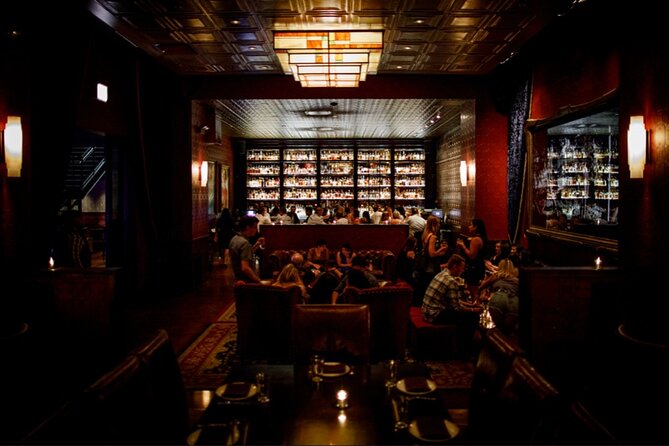 Private Speakeasy Pub Crawl in Chicago with Local Historian - The South-side and other Prohibition-era cocktails