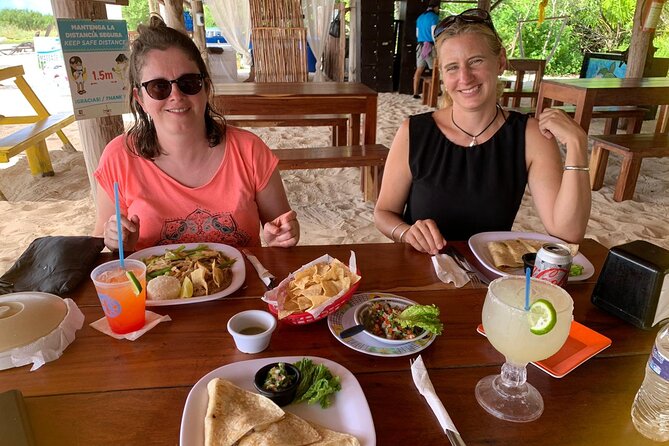Private Tacos and Bar Hopping Tour in Cozumel - Meeting near the cruise terminals