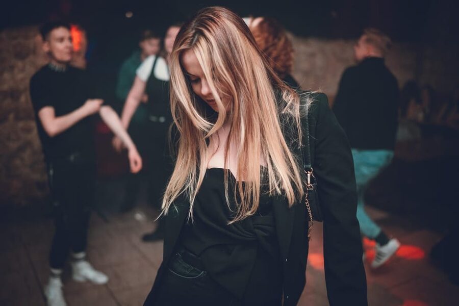 Pub Crawl - 1-hour Open Bar then Vip to 5 Clubs - Krakow - Five venues, five welcome shots, and VIP entry