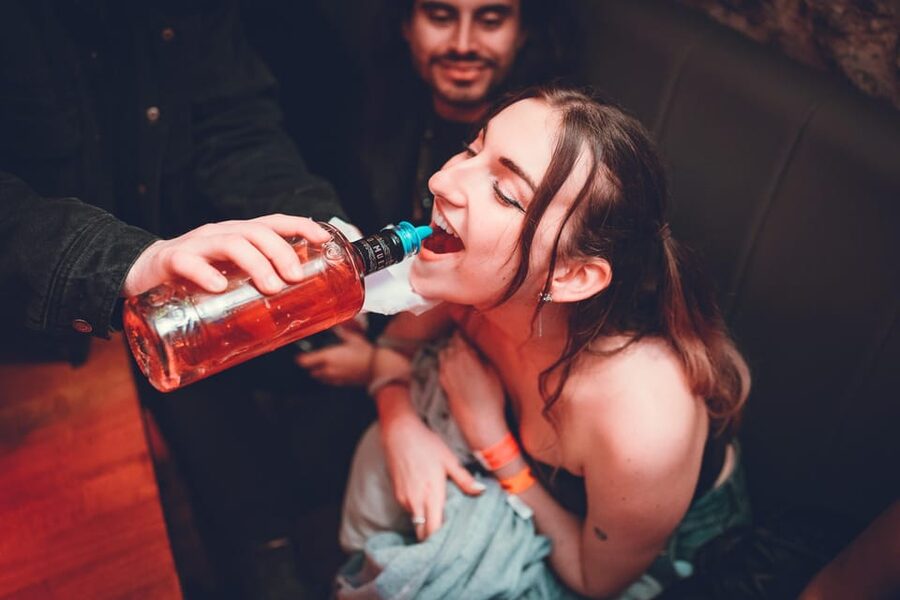 Pub Crawl 1hr Unlimited Beer + Vodka then Clubs in Katowice - Starting at 9:30 p.m. on Dworcowa Street