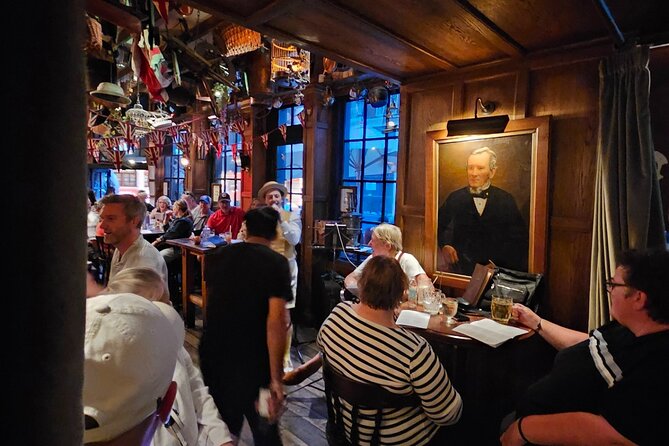 Pub Crawl and Sing along London Experience - Starting at The Ship Tavern at 6 p.m.