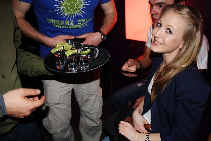 Pub Crawl Cologne Including Admission Fee for Bars and Shots - Who Should Book This Pub Crawl?