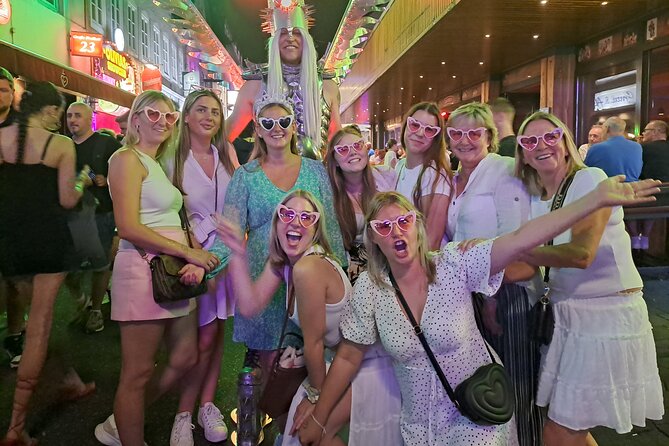 Pub Crawl - Drink & Dare - Several Hamburg bars in about three hours