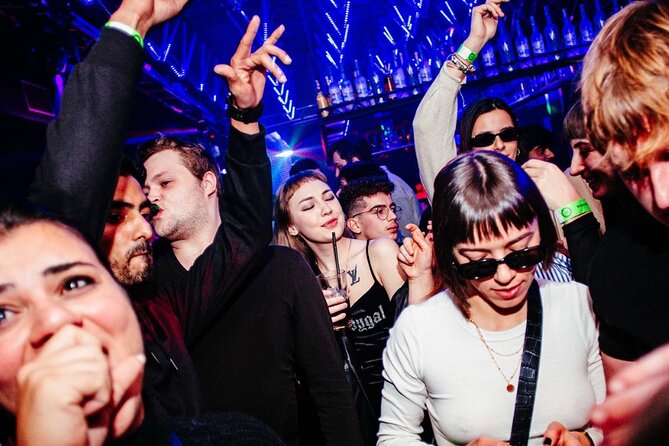 PUB CRAWL IN PRAGUE | Admission Ticket - What the Tuesday theme adds