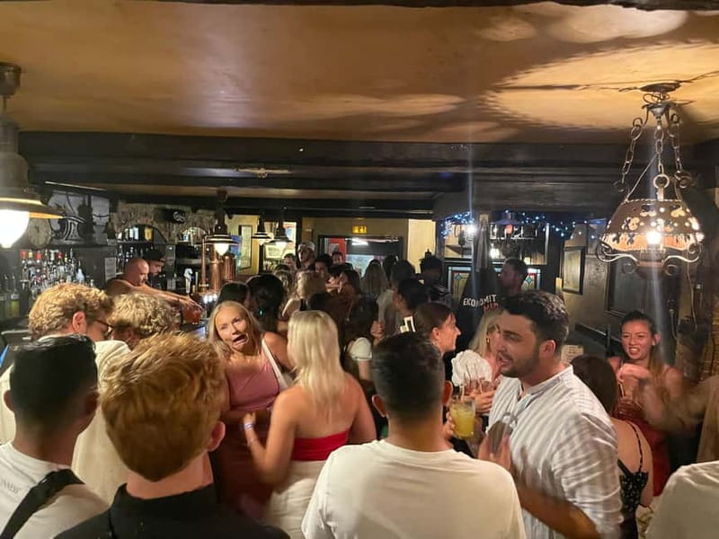 Pub Crawl Paris: Drink, Laugh, Meet the World - Why the VIP entry matters in Paris