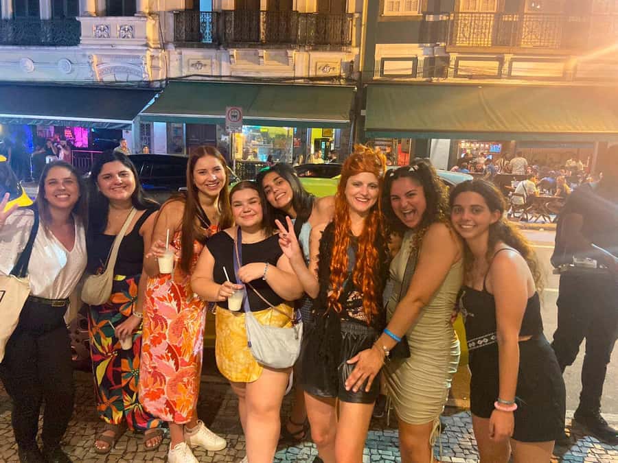 Rio: Pub Crawl in Lapa with Cachaça Tasting and Live Samba - What the $33 price really covers