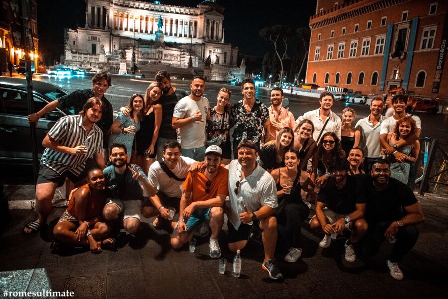 Rome: Pub Crawl & Ultimate Party Tour - Why the historic center helps