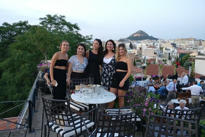Rooftop Bar Hopping with Local Friends - Practical tips for a smoother night