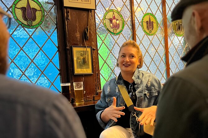 Royal Historic Pubs Walking Guided Tour in London - Ben, Luke, Henry, and the guide style