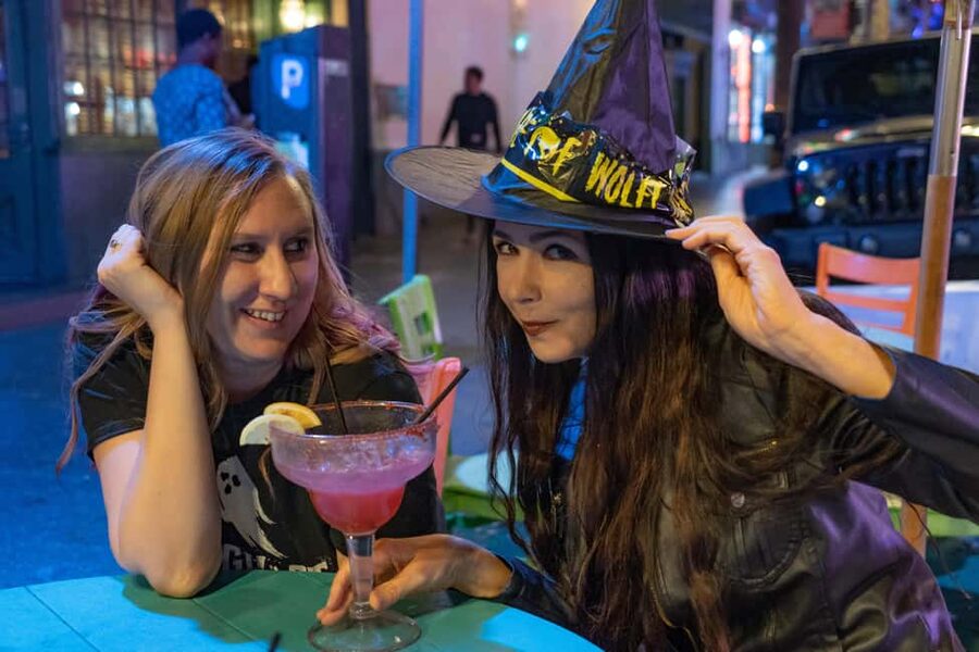 Salem: Boos and Brews Haunted Pub Crawl - Key points to know before booking