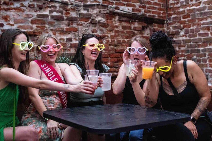 Salem: Boos and Brews Haunted Pub Crawl - Why the guides receive so much praise