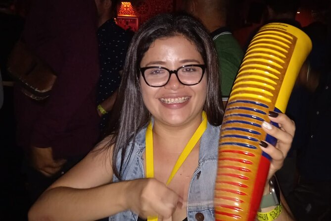 Salsa Bar Hopping in Cali - Stop three at Donde Fabio Club in Barrio Obrero