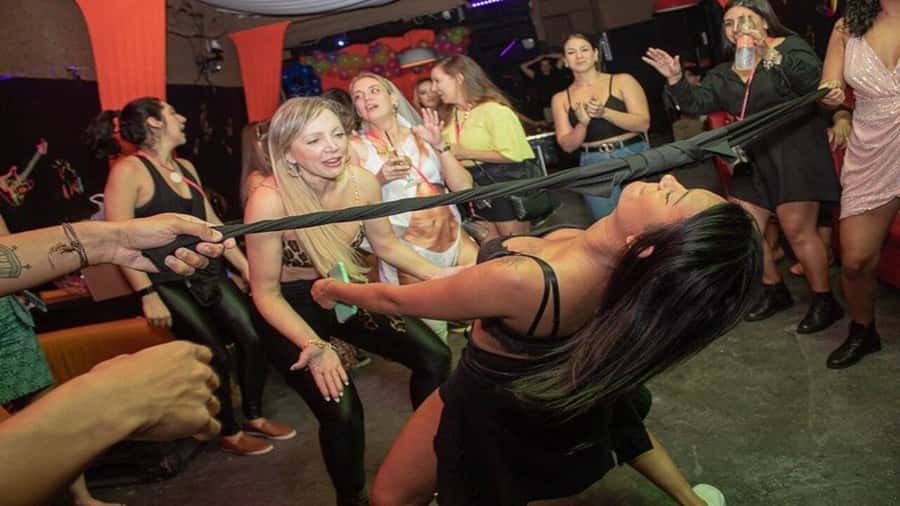 São Paulo Nightlife: Pub Crawl in the City that Never Sleeps - The first drink in Pinheiros, Vila Madalena, or Barra Funda