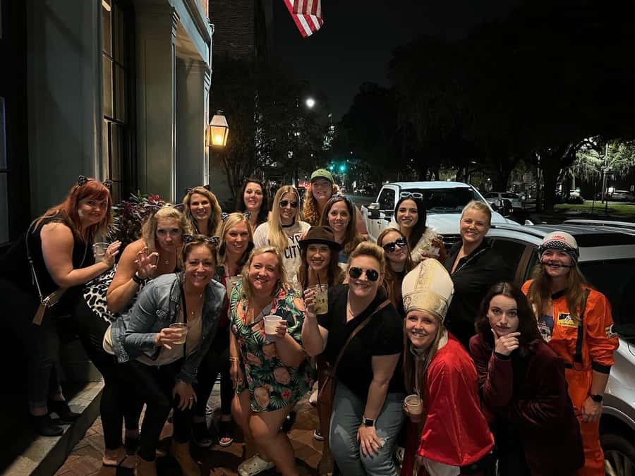 Savannah: Bad Kitty Pub Crawl, Spooky Naughty Ghosts - What makes the Bad Kitty crawl worth your evening