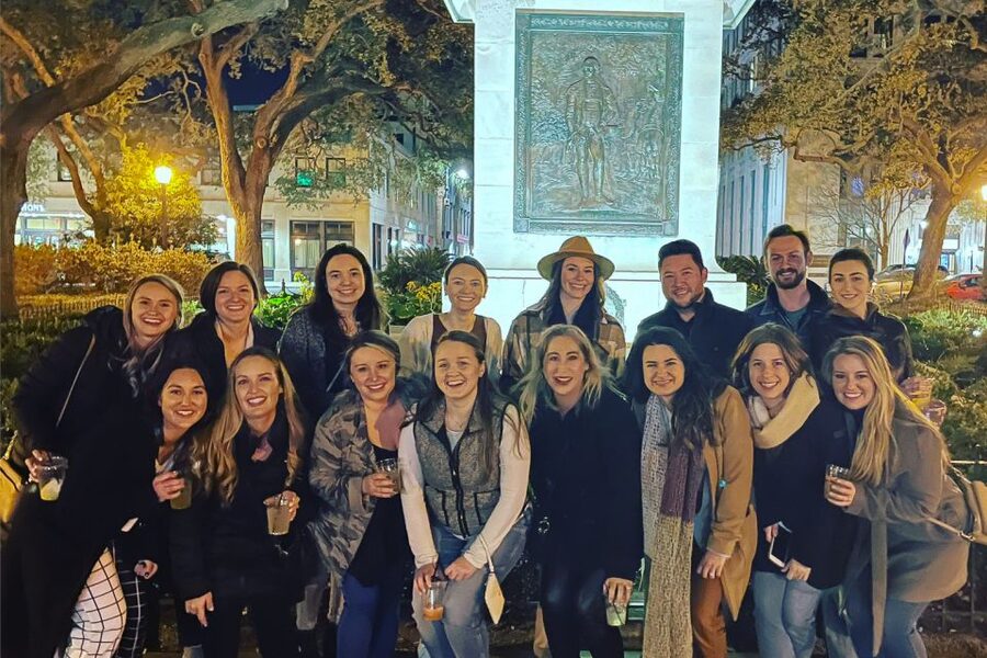 Savannah: Historical Pub Crawl Tour with Drinks Included - Key points at a glance