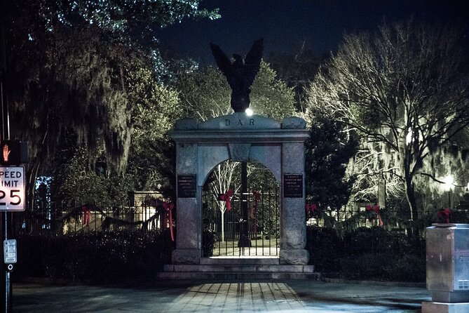 Savannah Terrors: Spirits & Spirits Haunted Pub Crawl - Four taverns, not just one quick bar stop